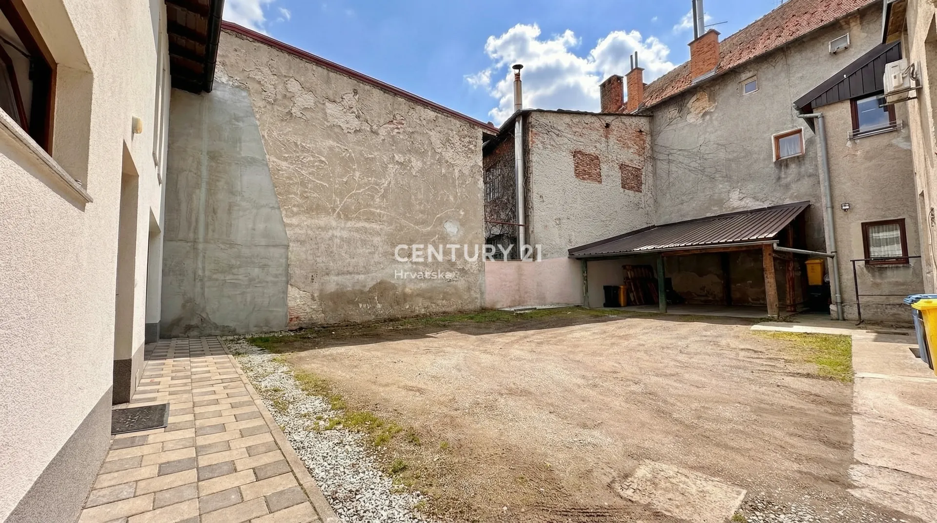 strogi centar - stan od 93m2 - parking u dvorištu - investicija - slika 22