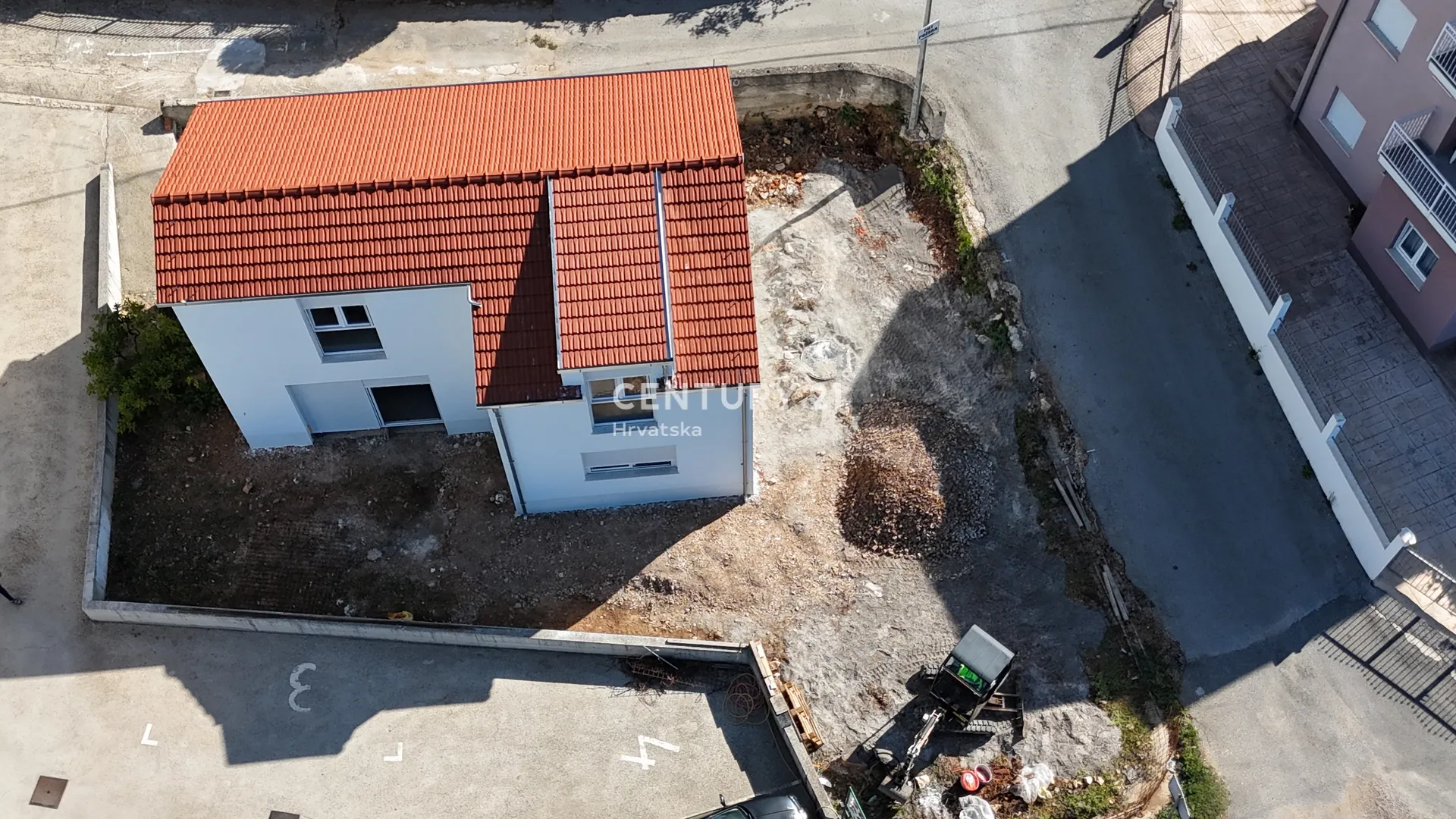 kuća u izgradnji, poljica (marina) - slika 13