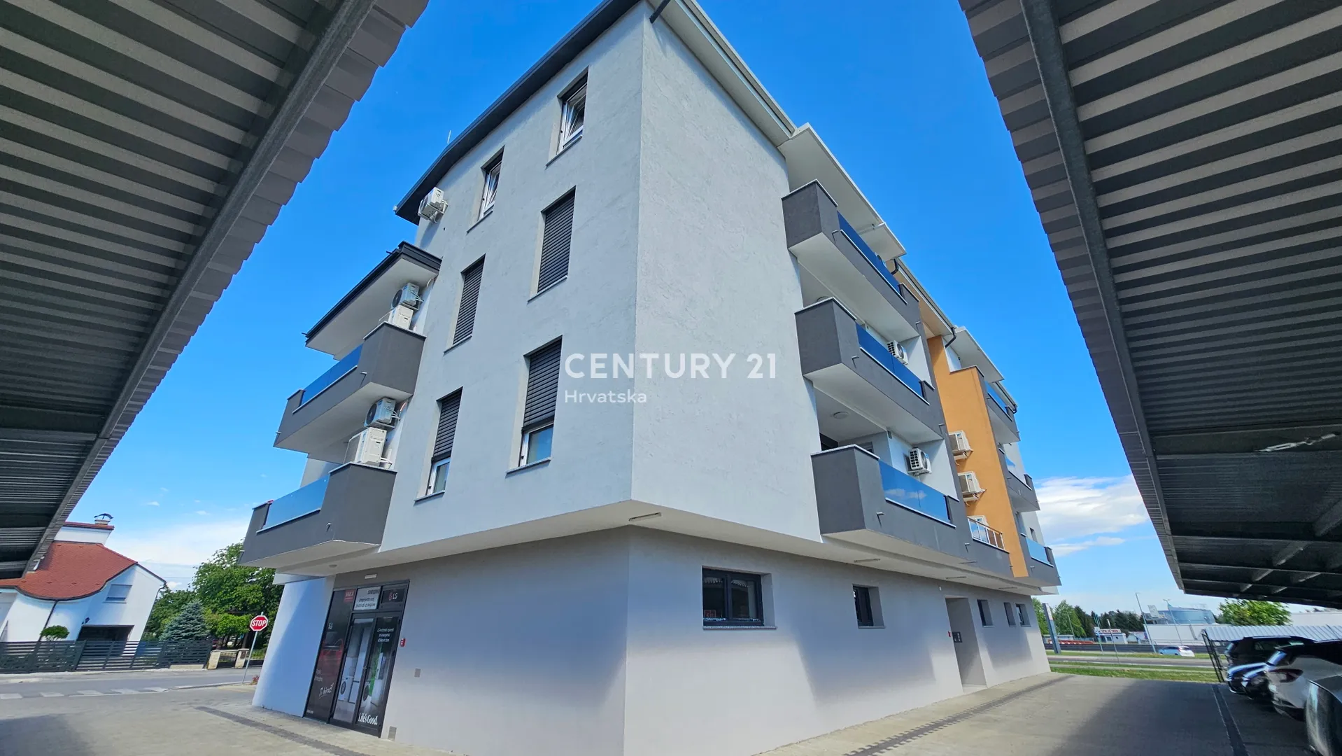ivanec – centar | dvosobni stan 48,33 m² + lođa 8,30 m² | 1. kat | novogradnja | ključ u ruke | pogled na ivanščicu - slika 6