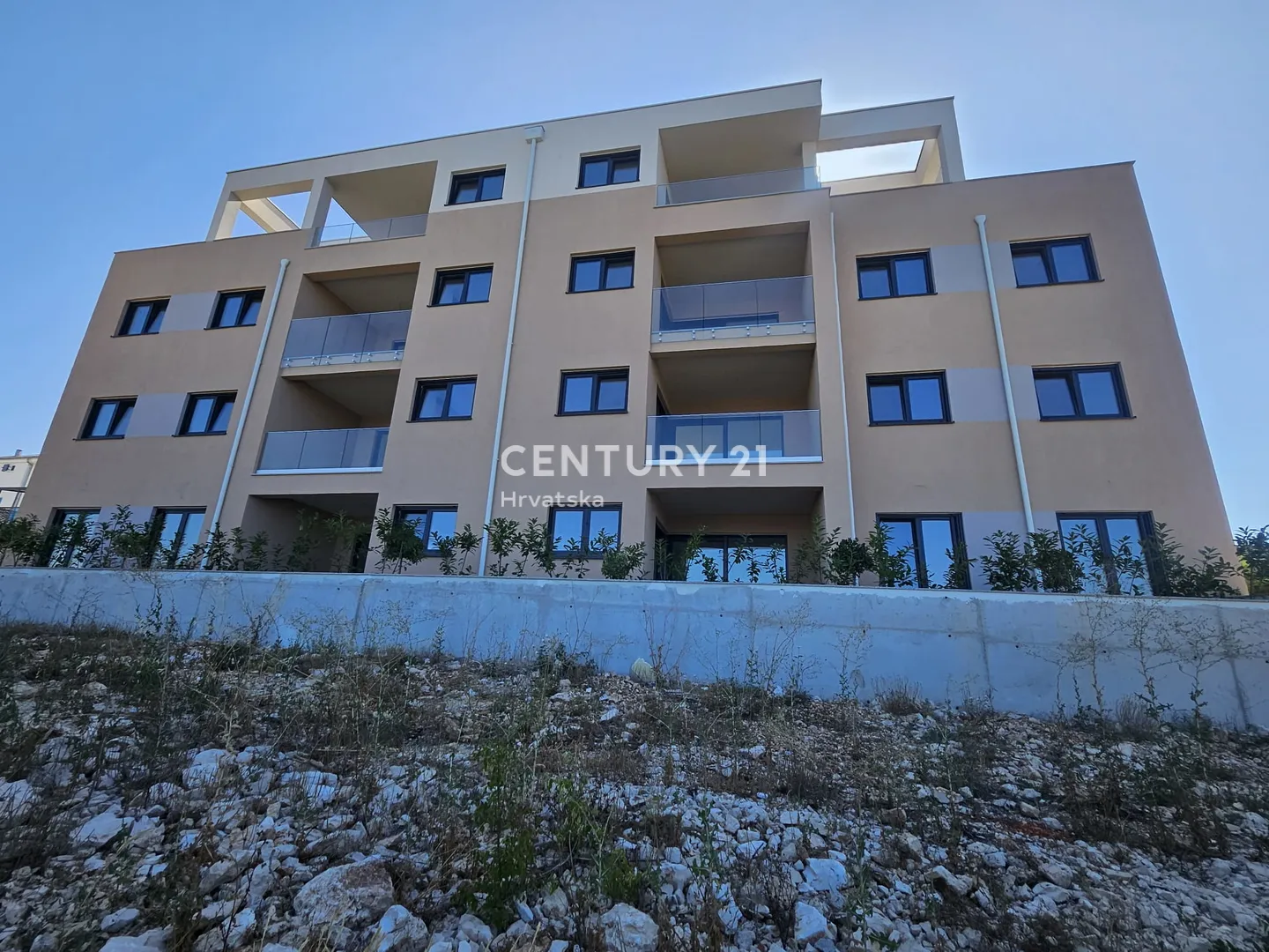 apartman u prizemlju s pogledom na more i vrtom - dolac, primošten - slika 13