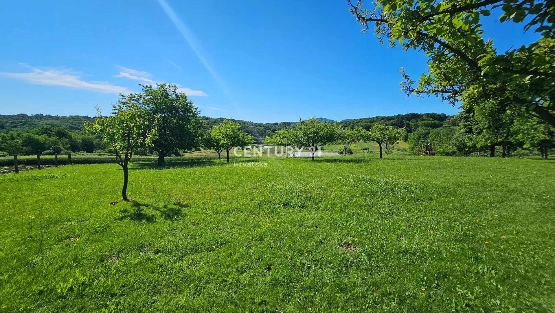 cerje nebojse | obiteljska kuća 95 m² + gospodarske zgrade | okućnica 5.112 m² | voćnjak i vrt | glavna cesta varaždin–ivanec | 55.000 € - slika 13