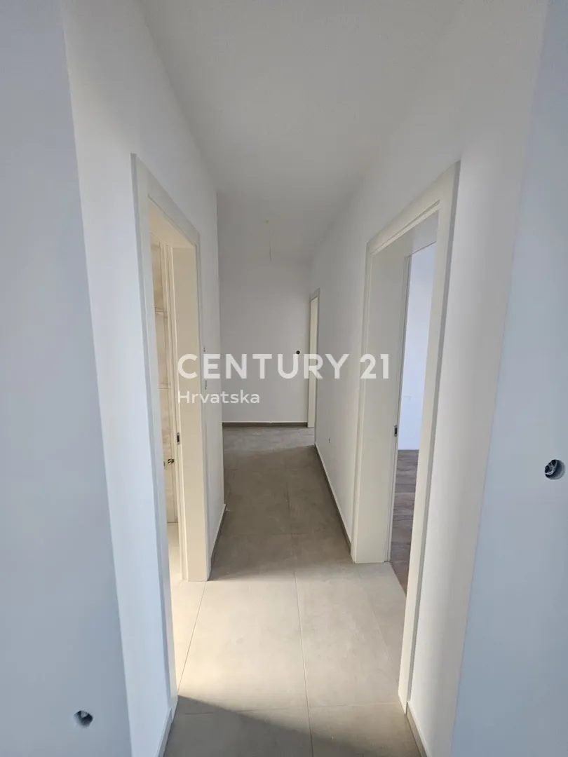 apartman u prizemlju s pogledom na more i vrtom - dolac, primošten - slika 22