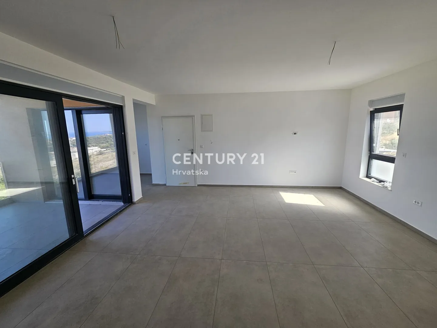 apartman na prvom katu s pogledom na more- dolac, primošten - slika 27