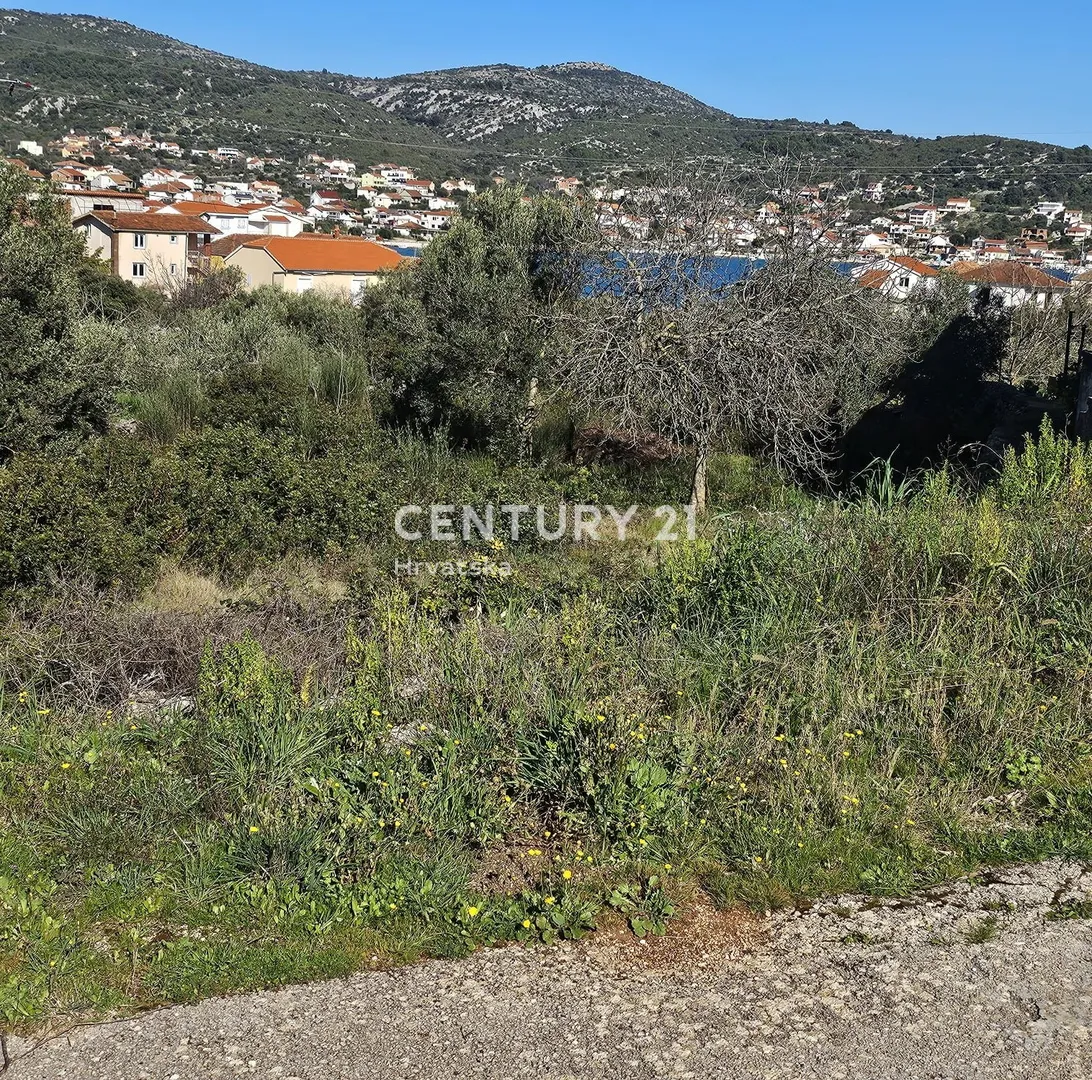građevinsko zemljište blizu mora (170 m) vinišće - slika 2