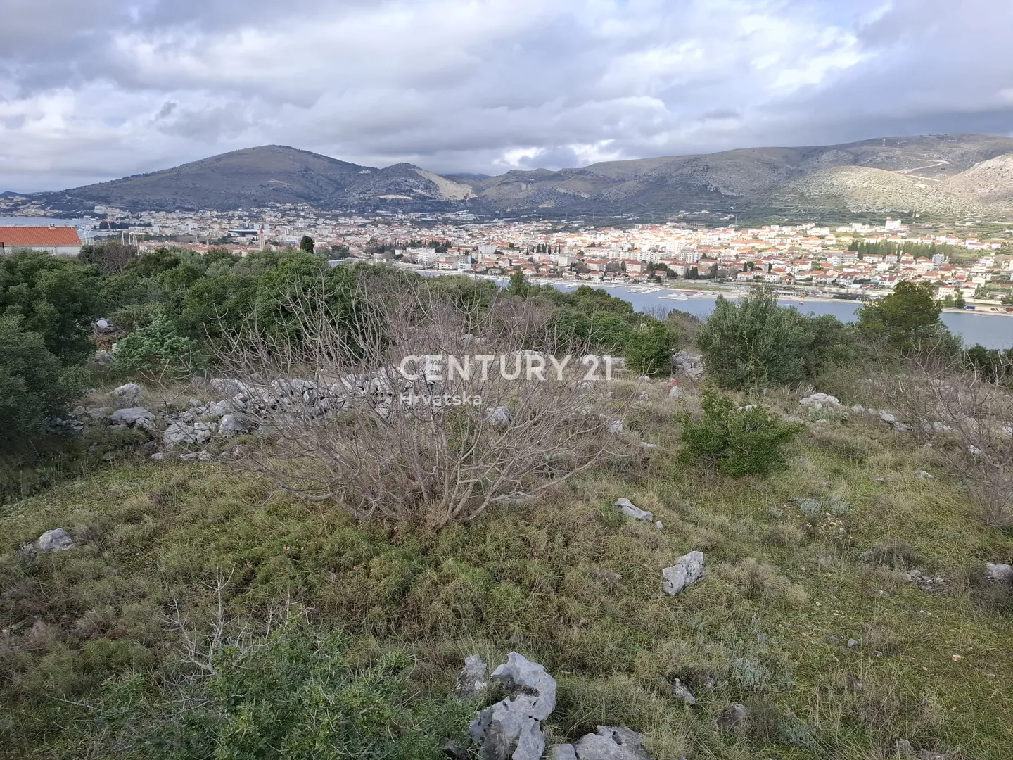 građevinsko zemljište 4700 m2 -trogir/čiovo - slika 5