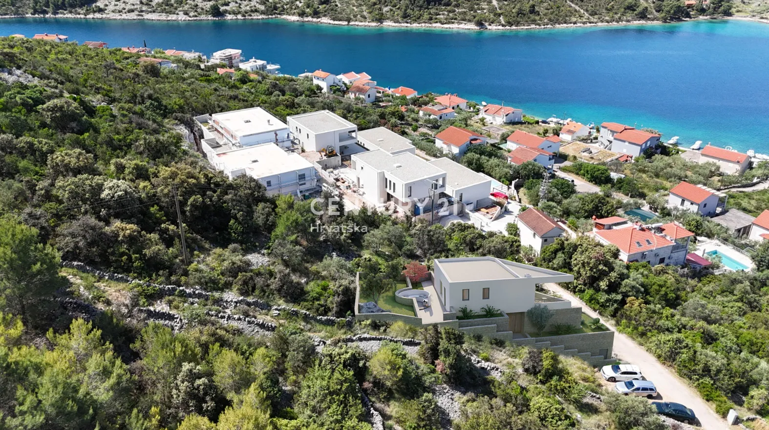 građevinsko zemljište s projektom luksuzne vile( pogled more ) 180 m od mora - slika 2