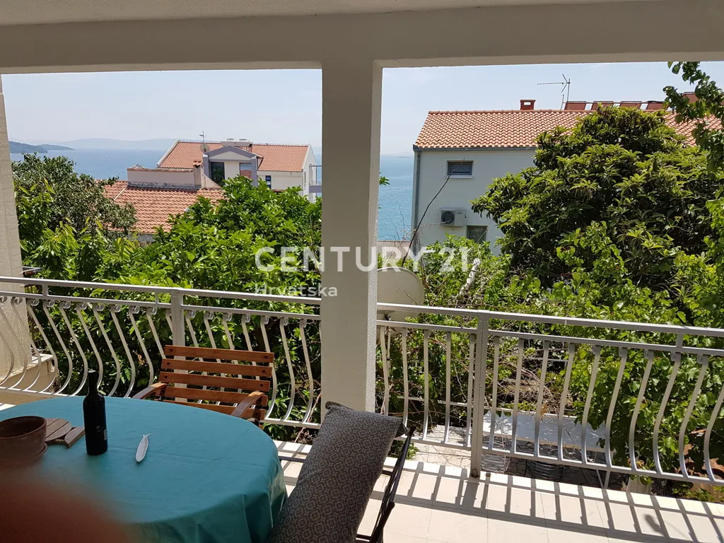 kuća na prodaju blizu mora -seget vranjica - slika 17