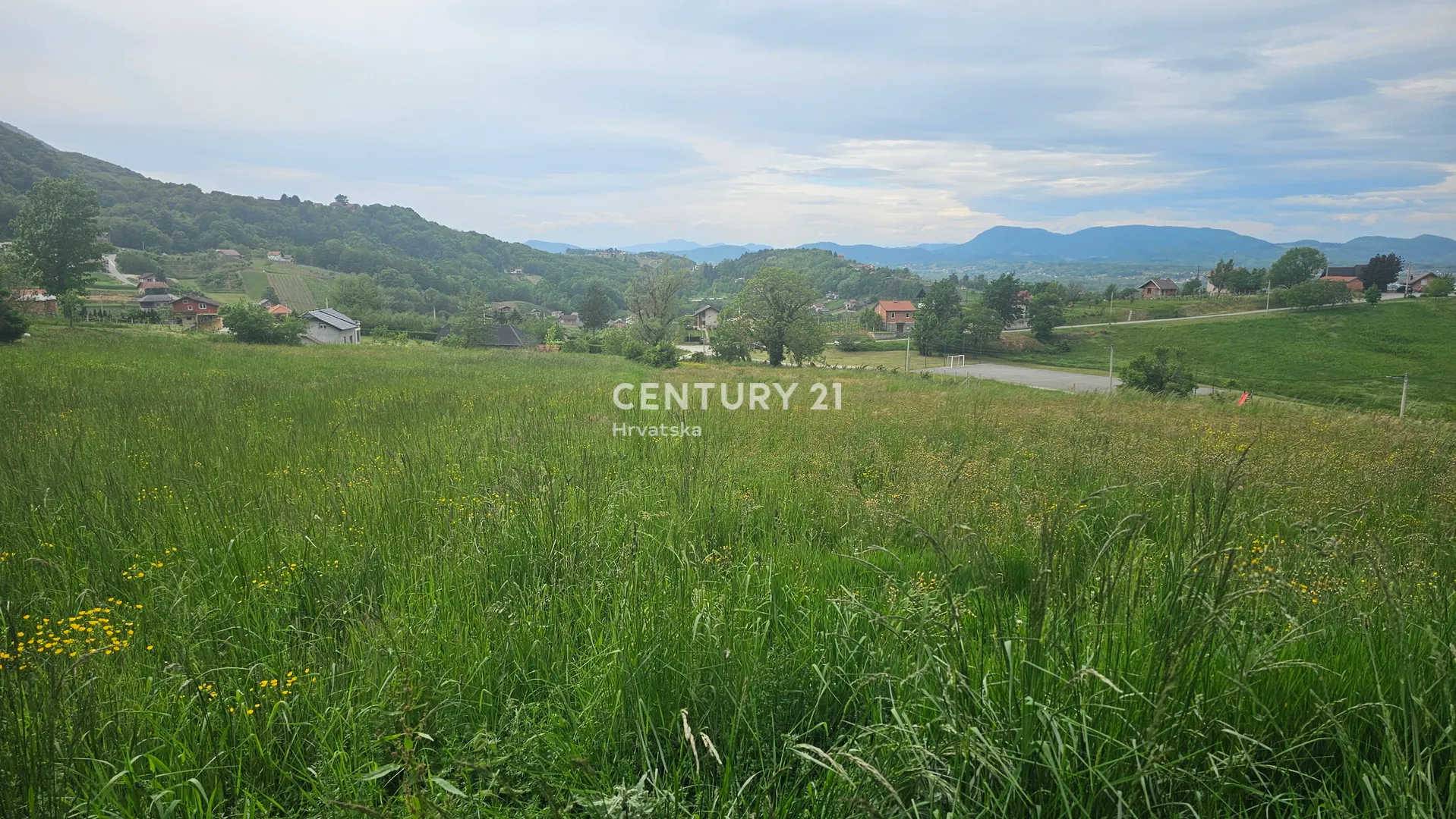 vitešinec (ivanec) | građevinsko zemljište 3938 m² | 3 minute od ivanca | pogled na ivanec - slika 10
