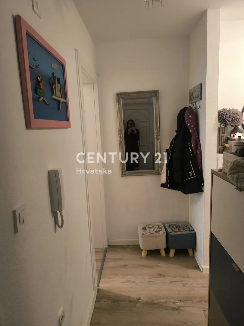 kompletno namješten stan 80,59 m2 bili brig -zadar - slika 23