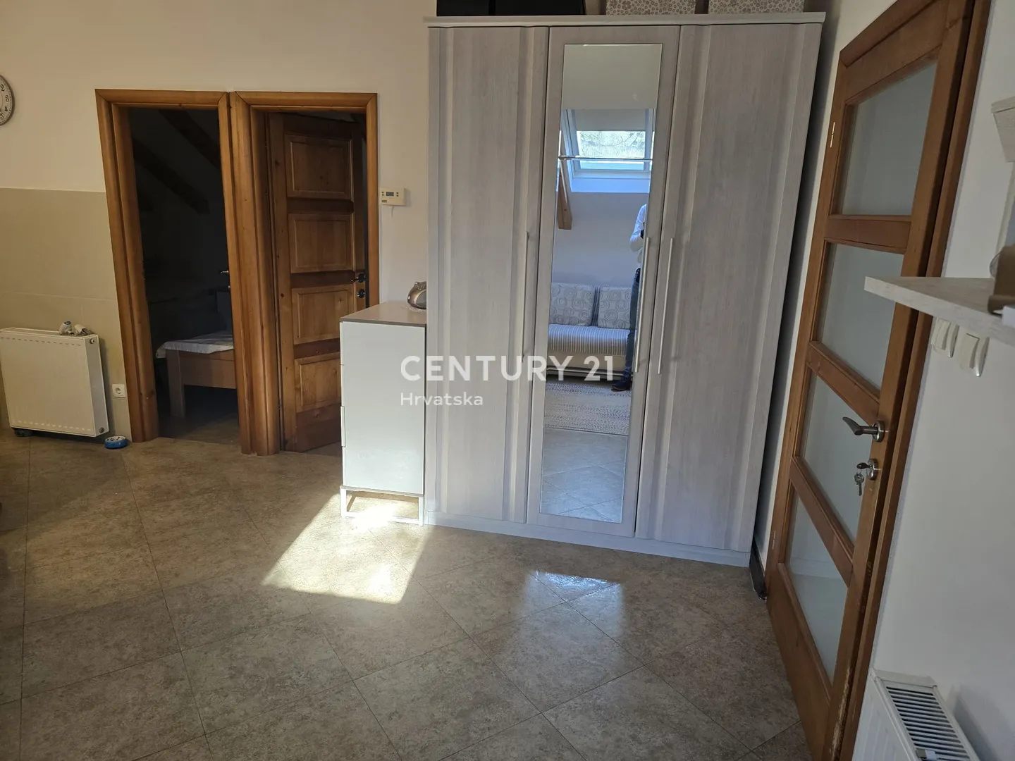 kuća prvi red do mora | 2 apartmana | 400 m² čestica | vez za brod - slika 15