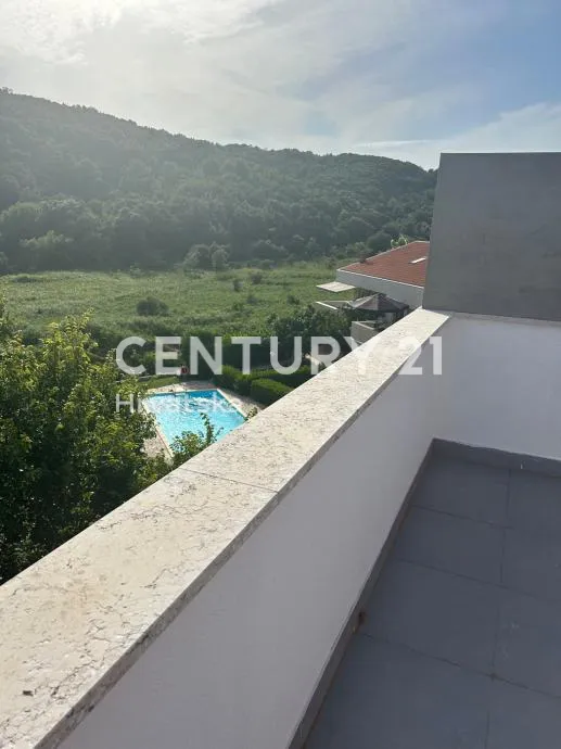 palit (otok rab) – vila palit | trosobni dvoetažni apartman 75,25 m² + velika terasa | 2. kat | 2011. god. | energetski razred b - slika 26