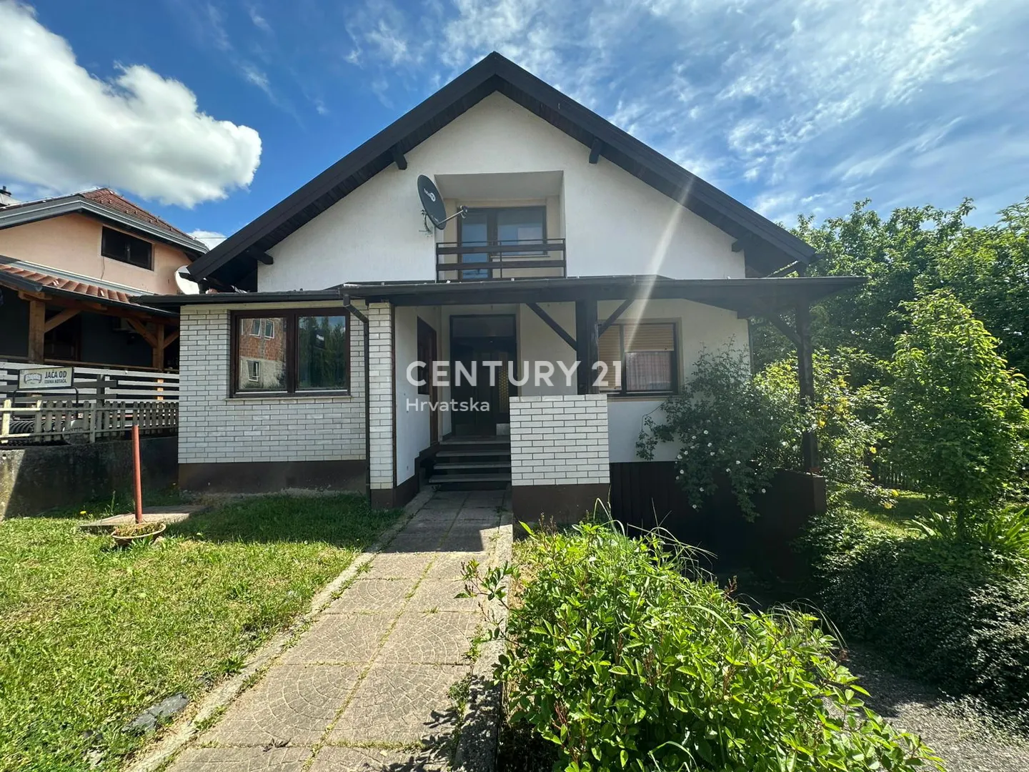 Samostojeća kuća s velikim potencijalom – 97 m² + garaža za 2 auta, parcela 644 m², blizina Novog Marofa - Oštrice, Novi Marof