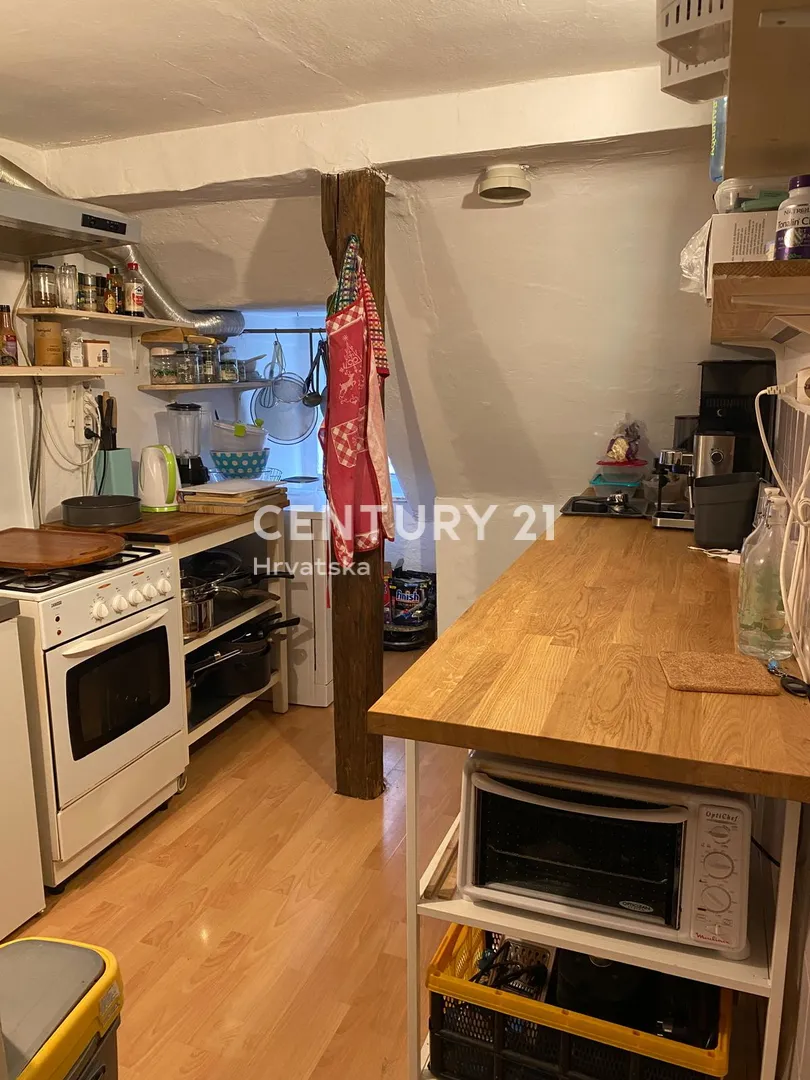 stan 50 m² u baroknoj palači – centar zagreba - slika 8