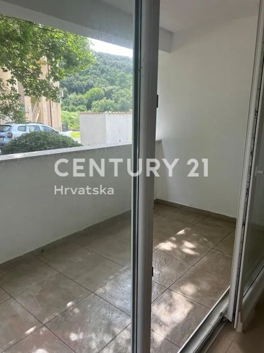 palit (otok rab) – vila palit | dvosobni apartman 52 m² + lođa 9 m² | prizemlje | 2011. god. | energetski razred a - slika 15