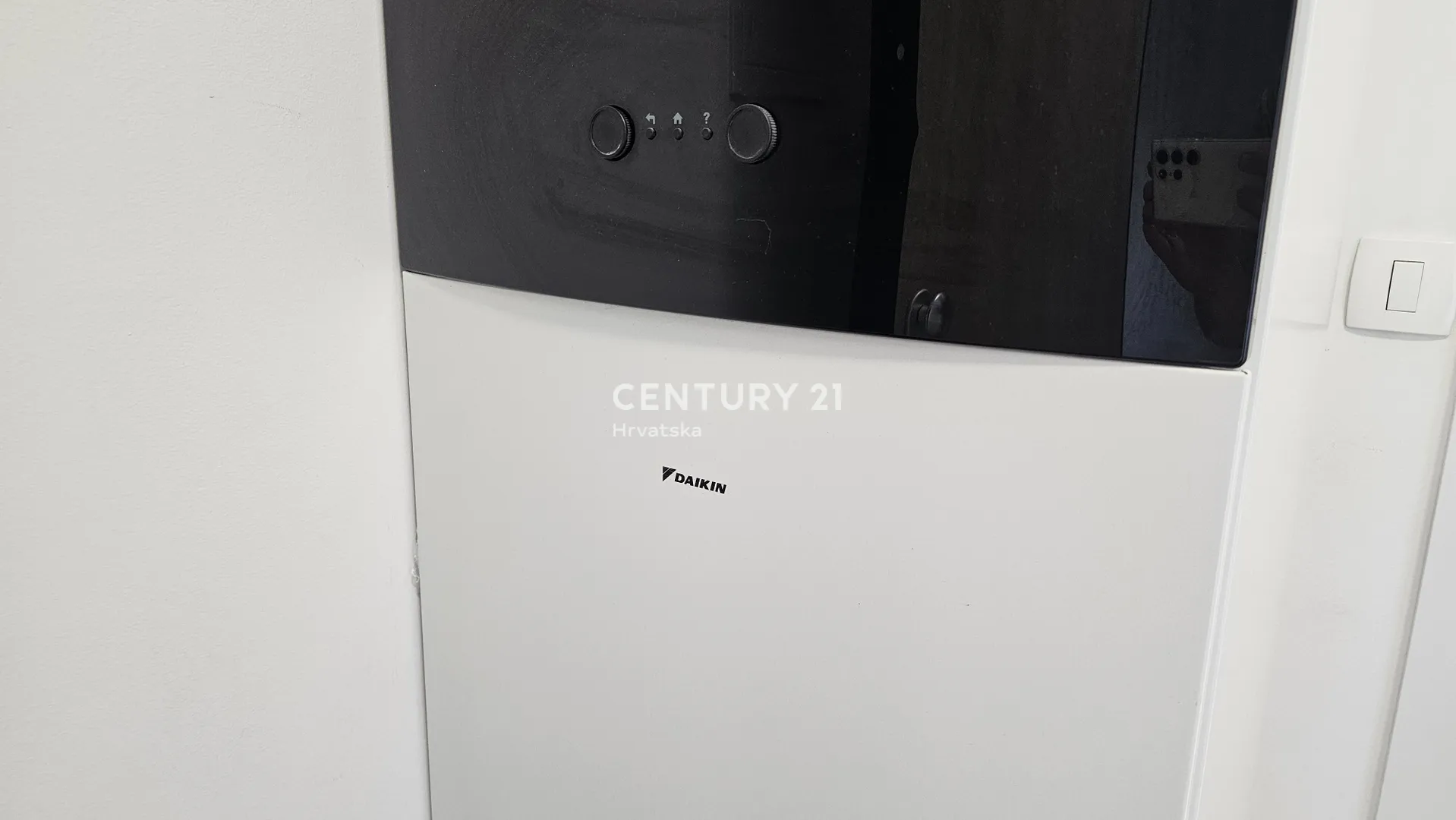ivanec – centar | trosobni stan 57,26 m² + lođa 5,81 m² + spremište 8,09 m² | 1. kat | novogradnja | ključ u ruke | pogled na ivanščicu - slika 20