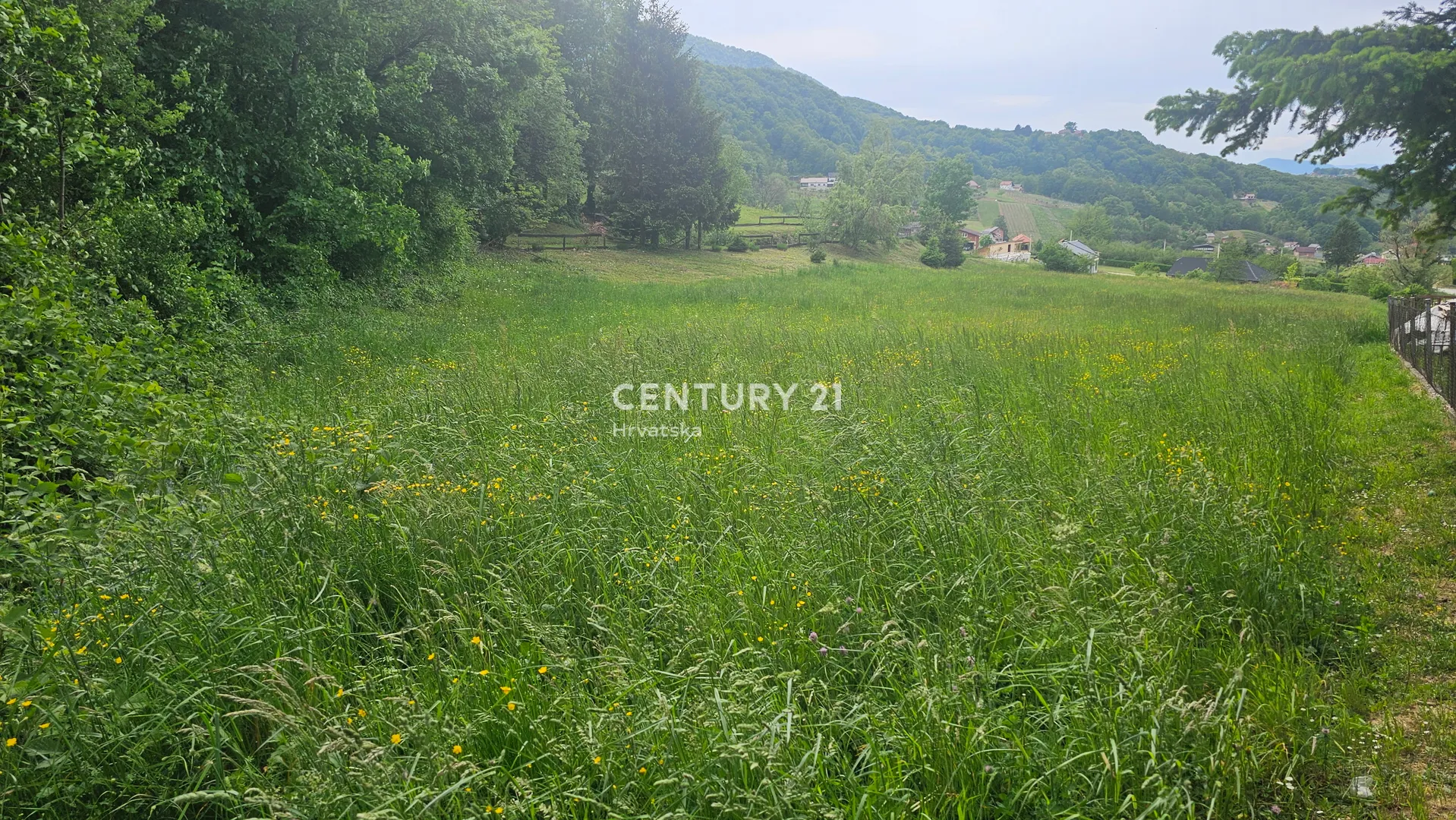vitešinec (ivanec) | građevinsko zemljište 3938 m² | 3 minute od ivanca | pogled na ivanec - slika 8