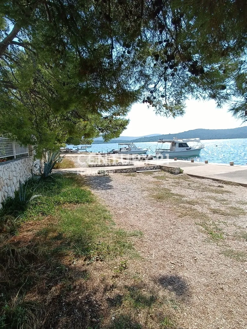 prodaja, kuća, samostojeća, šibensko-kninska županija, šibenik-okolica, žaborić - slika 2