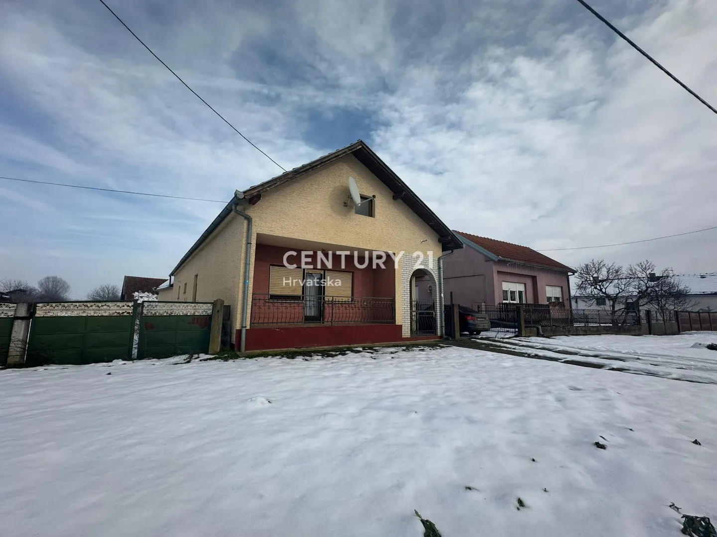 Kuća 177m2 na parceli od 5112m2, Koprivnica, Hlebine