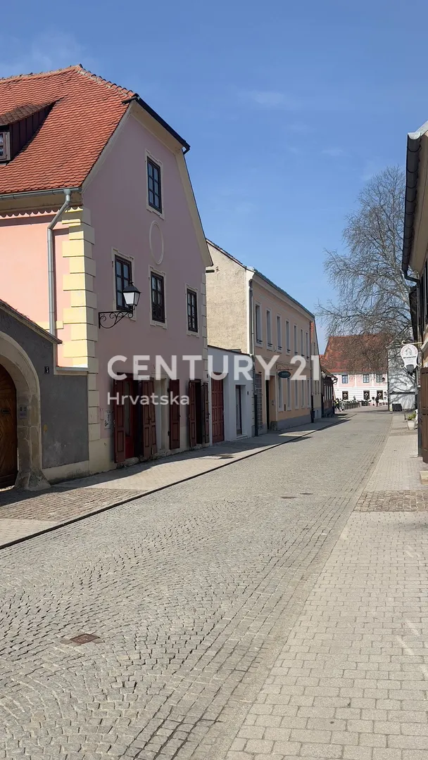 strogi centar - stan od 93m2 - parking u dvorištu - investicija - slika 25