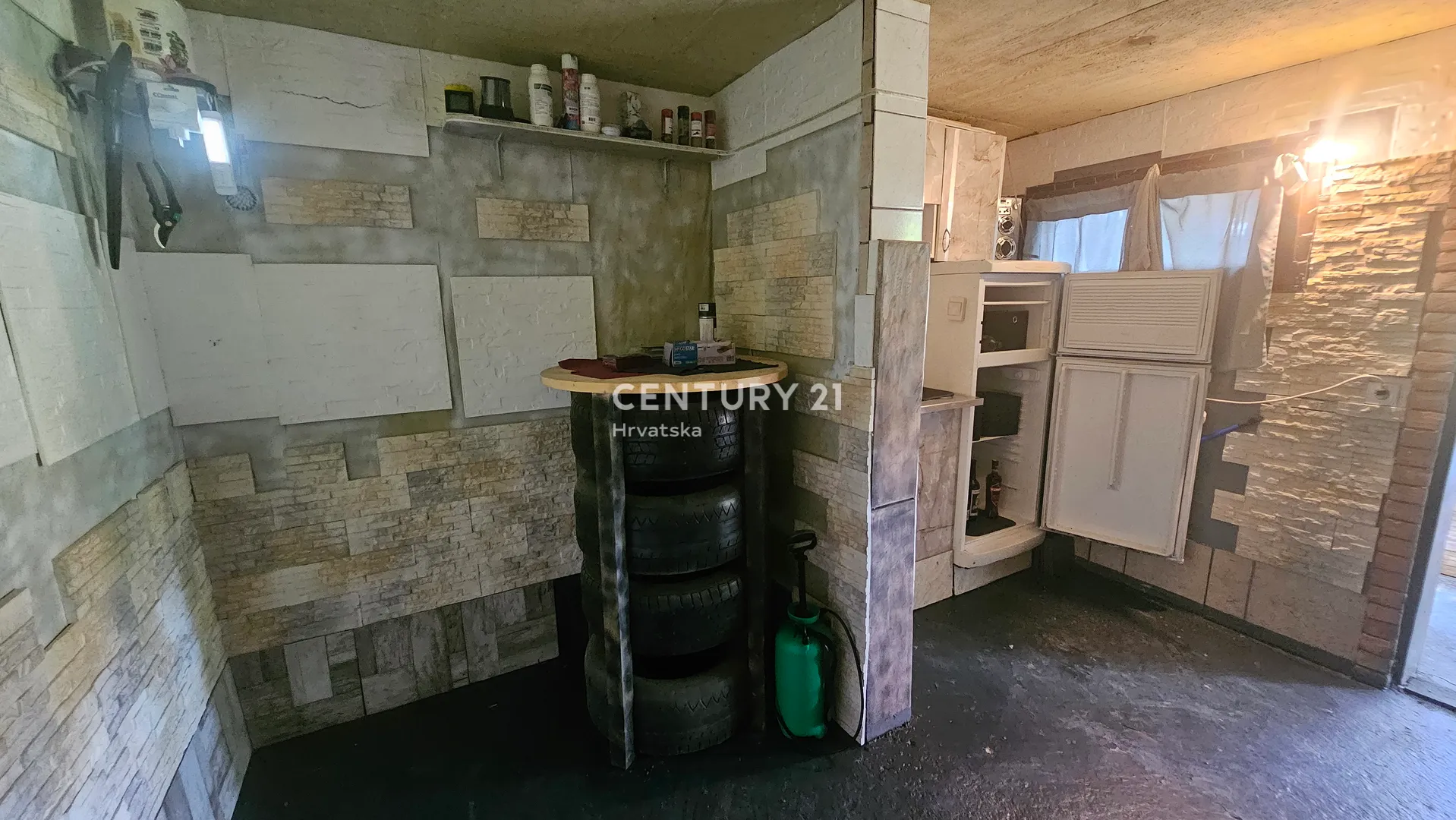 varaždinske toplice – vrtlinovec | vikendica 35 m² + balkon 6 m² + terasa 7,5 m² | zemljište 361 m² | pogled na varaždin breg - slika 12