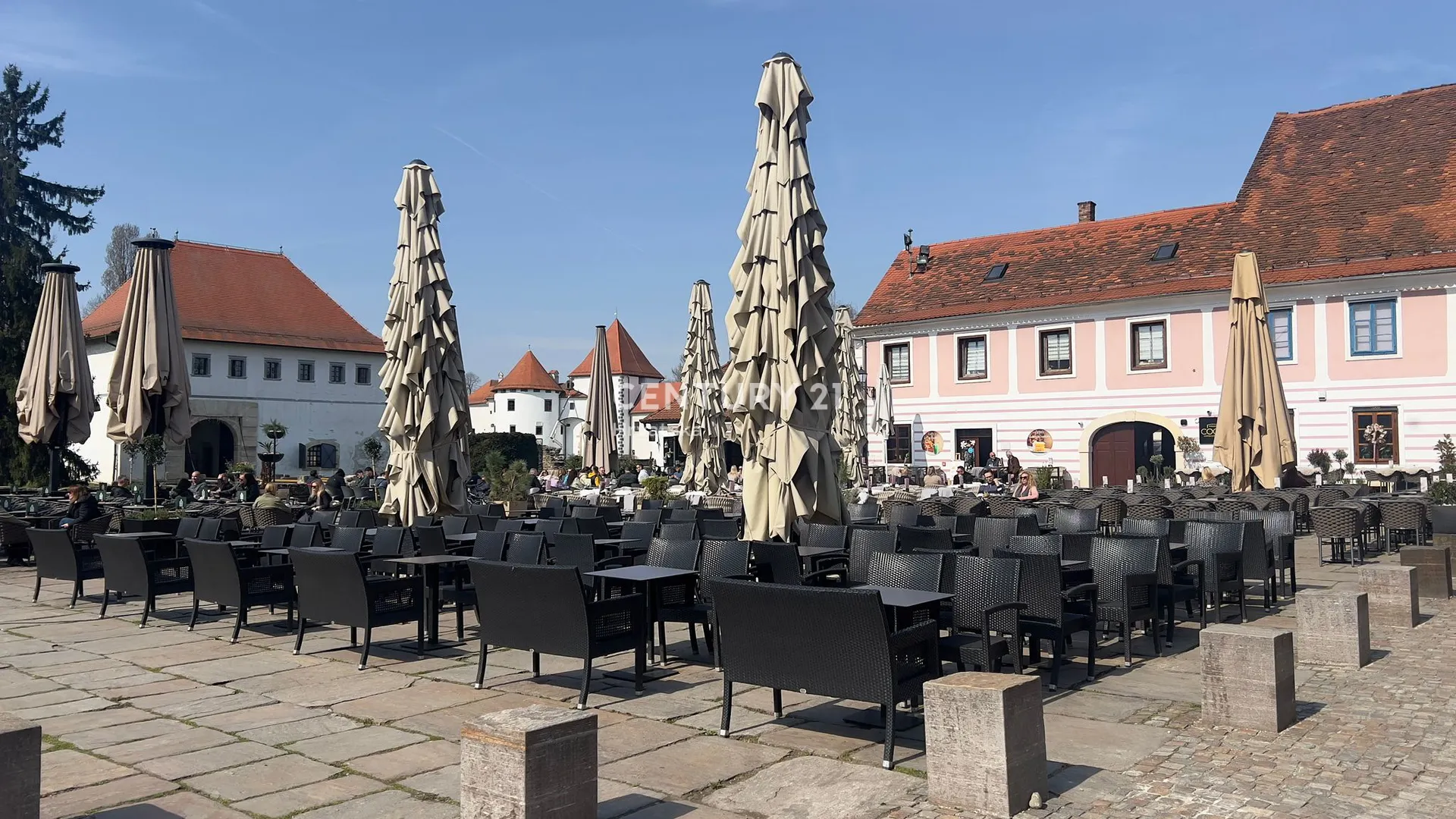 strogi centar - stan od 93m2 - parking u dvorištu - investicija - slika 26