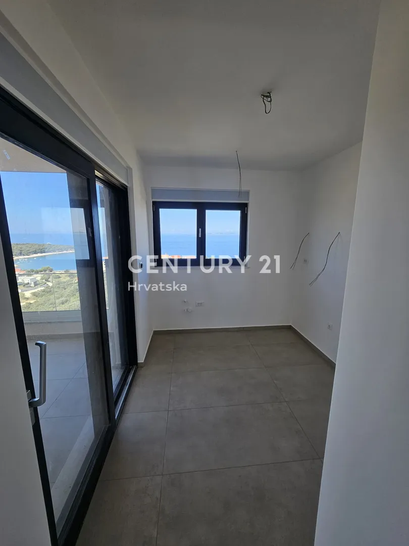 penthouse na trećem katu s pogledom na more- dolac, primošten - slika 31
