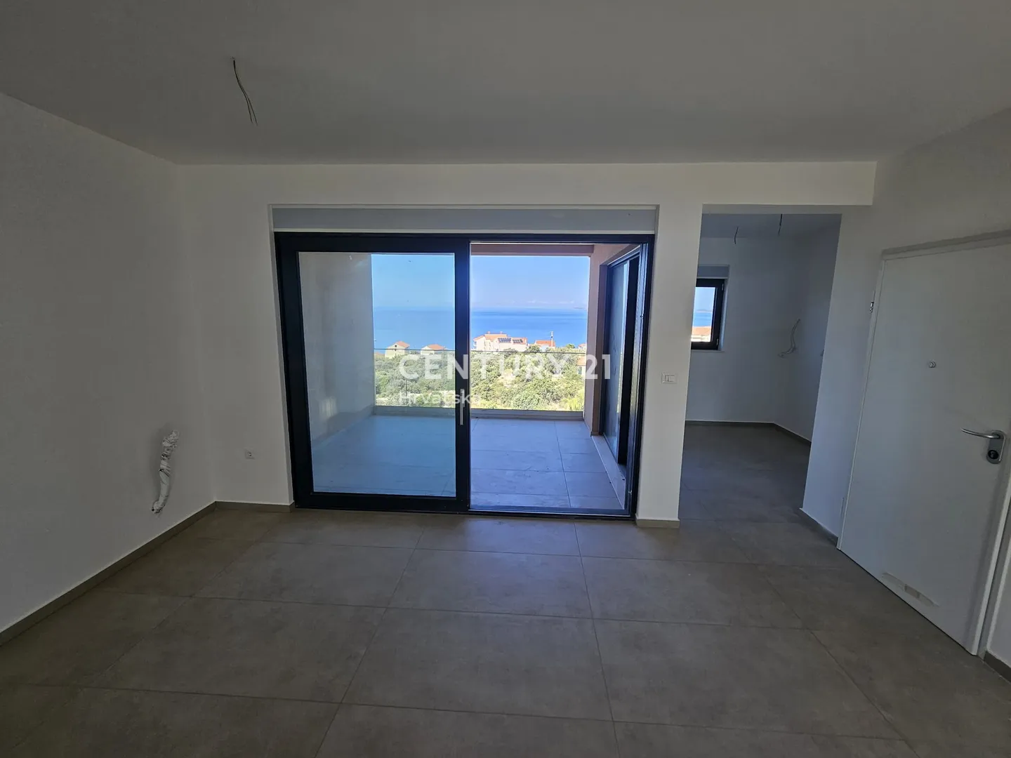 apartman na prvom katu s pogledom na more- dolac, primošten - slika 29