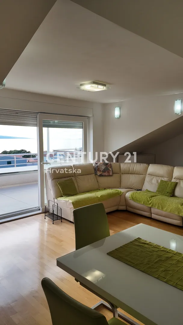 dvoetažni stan s panoramskim pogledom na more i otoke – baška voda - slika 28