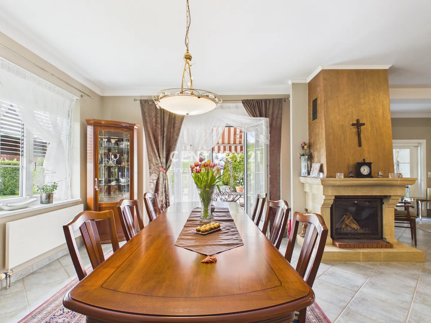 luksuzna obiteljska kuća 315 m² na prostranoj parceli od 3.276 m², novi marof, madžarevo - slika 23