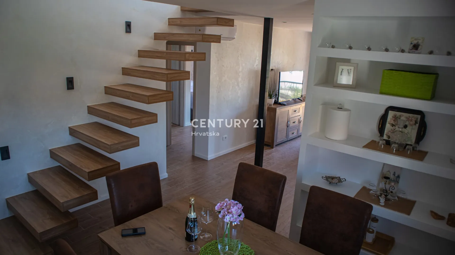 šarmantna renovirana kuća s panoramskim pogledom – 270 m od mora, vinišće - slika 16