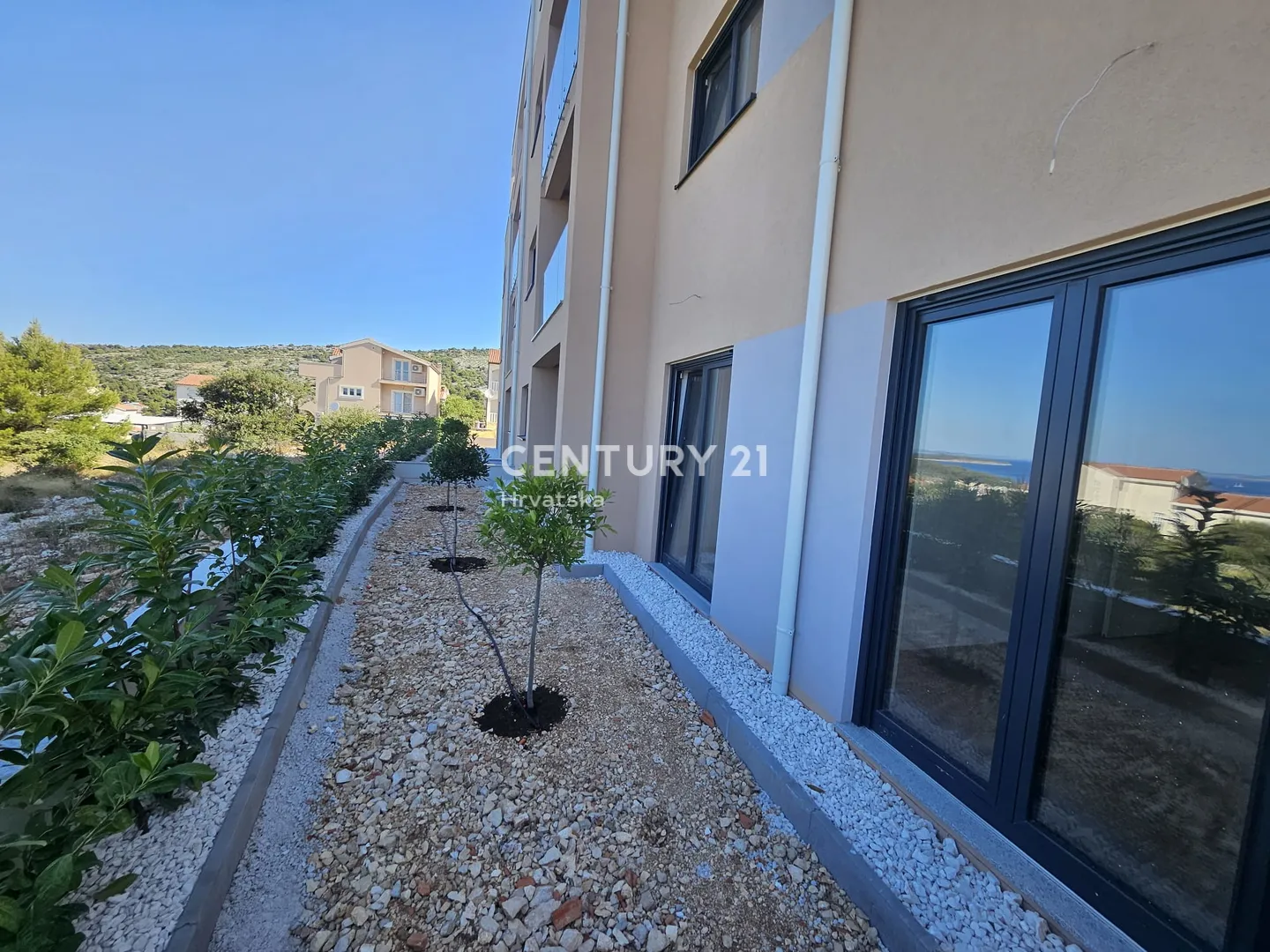 apartman u prizemlju s pogledom na more i vrtom - dolac, primošten - slika 31