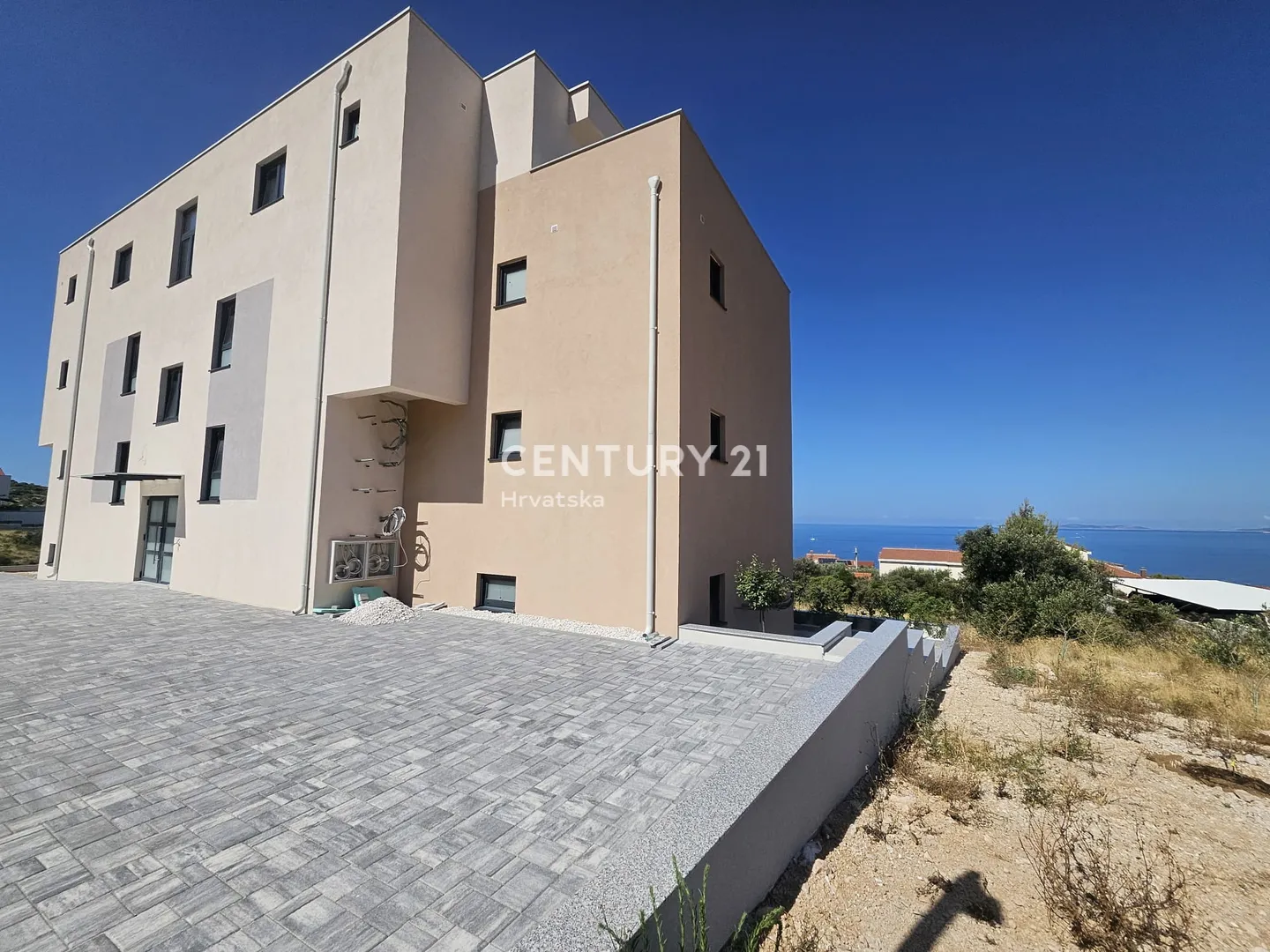 apartman u prizemlju s pogledom na more i vrtom - dolac, primošten - slika 8