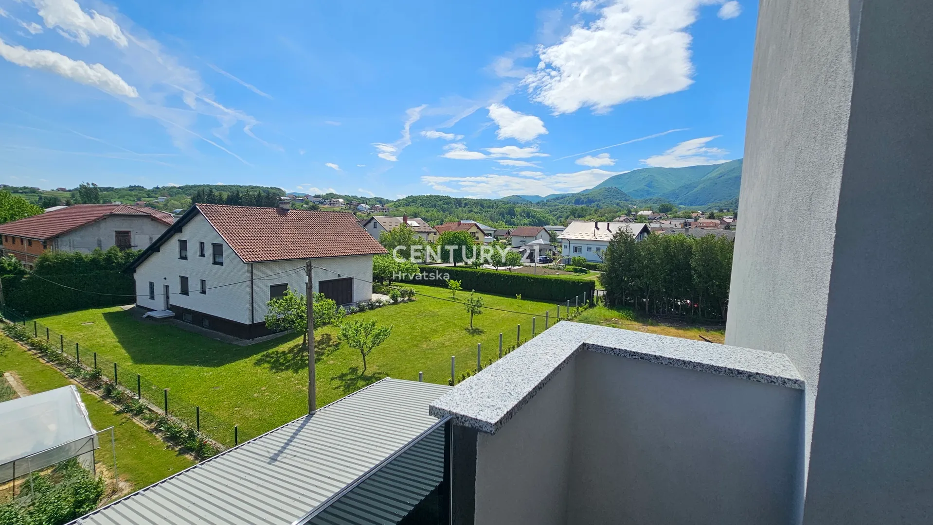ivanec – centar | trosobni stan 57,26 m² + lođa 5,81 m² + spremište 8,09 m² | 1. kat | novogradnja | ključ u ruke | pogled na ivanščicu - slika 17