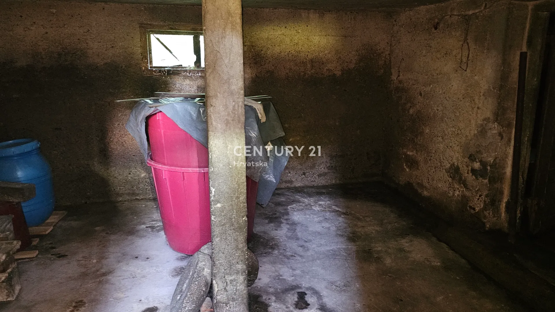 cerje nebojse | obiteljska kuća 95 m² + gospodarske zgrade | okućnica 5.112 m² | voćnjak i vrt | glavna cesta varaždin–ivanec | 55.000 € - slika 11