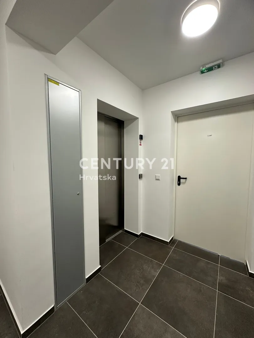 penthouse 123 m² sa balkonom i terasom – grana, novi marof - slika 10