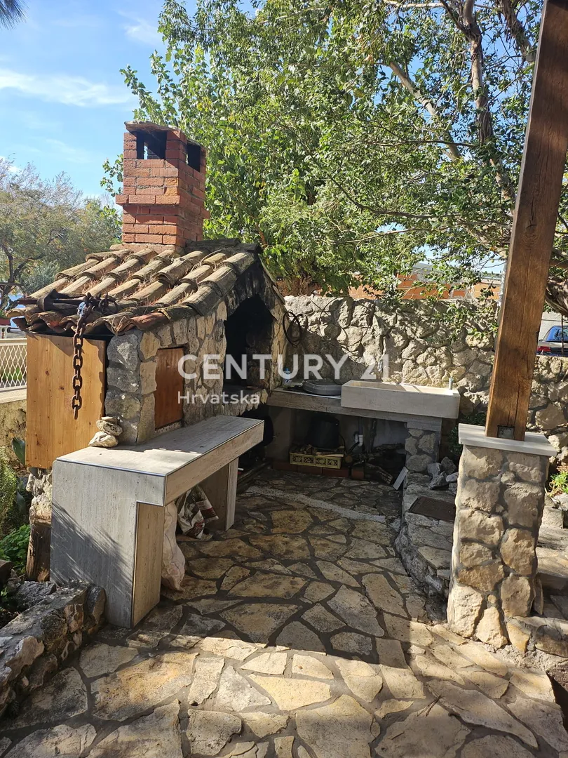 kuća prvi red do mora | 2 apartmana | 400 m² čestica | vez za brod - slika 20