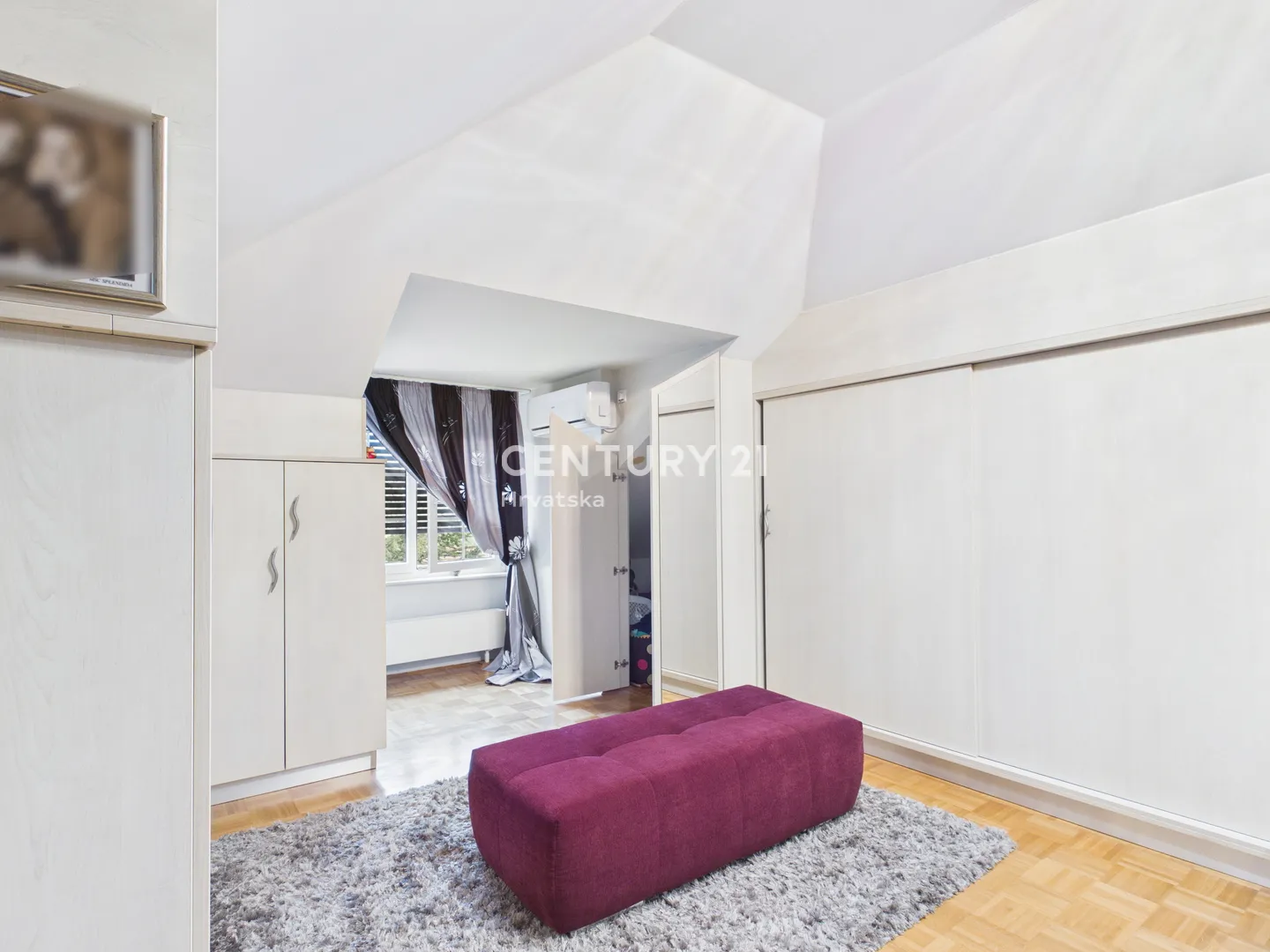 luksuzna obiteljska kuća 315 m² na prostranoj parceli od 3.276 m², novi marof, madžarevo - slika 40