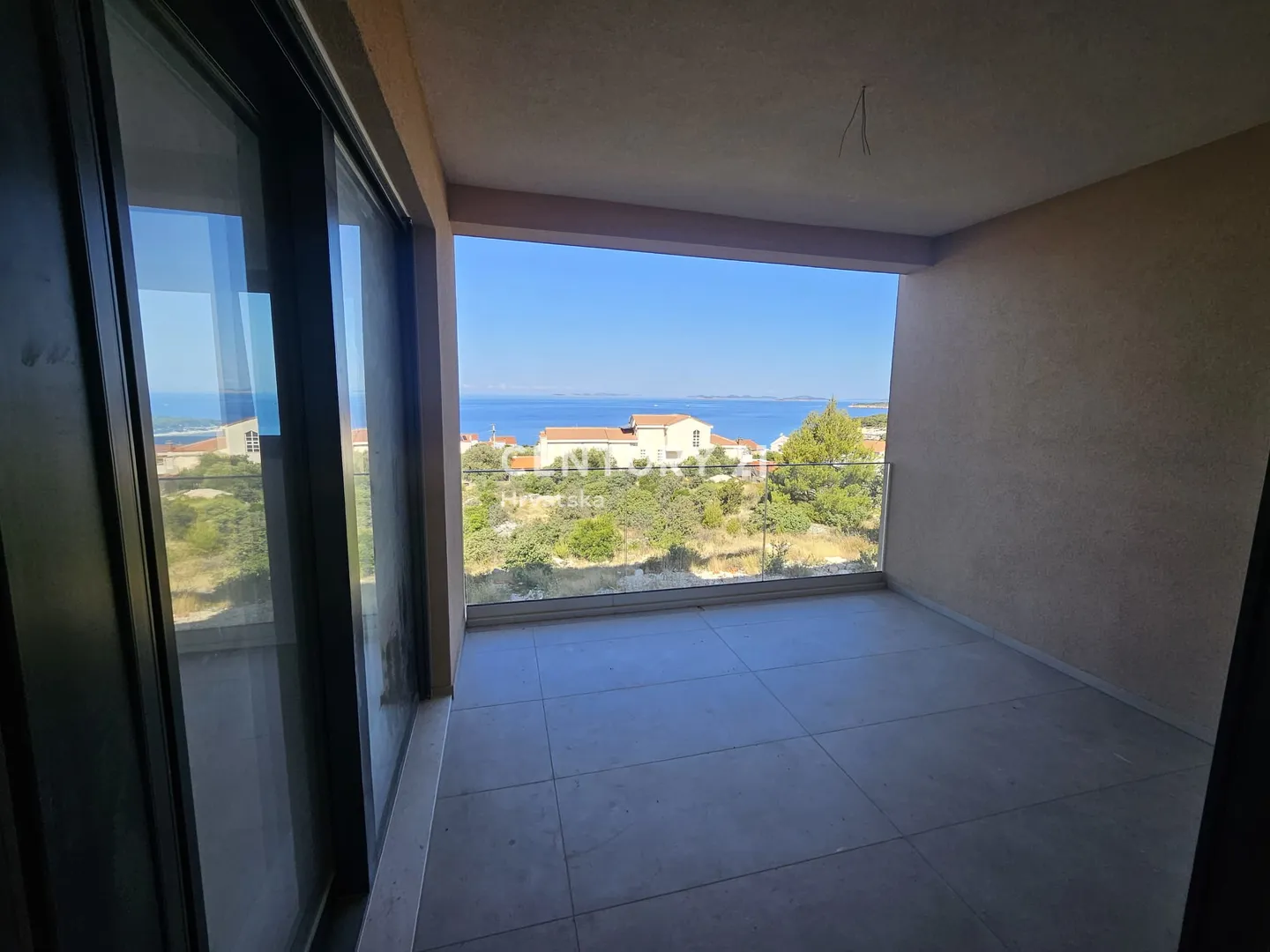 apartman na prvom katu s pogledom na more- dolac, primošten - slika 22