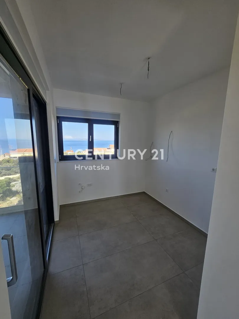 apartman na prvom katu s pogledom na more- dolac, primošten - slika 14