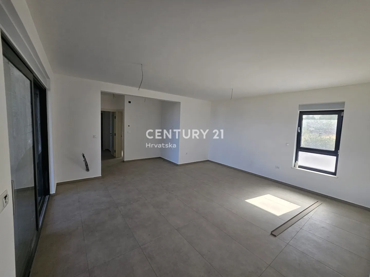apartman na prvom katu s pogledom na more- dolac, primošten - slika 20