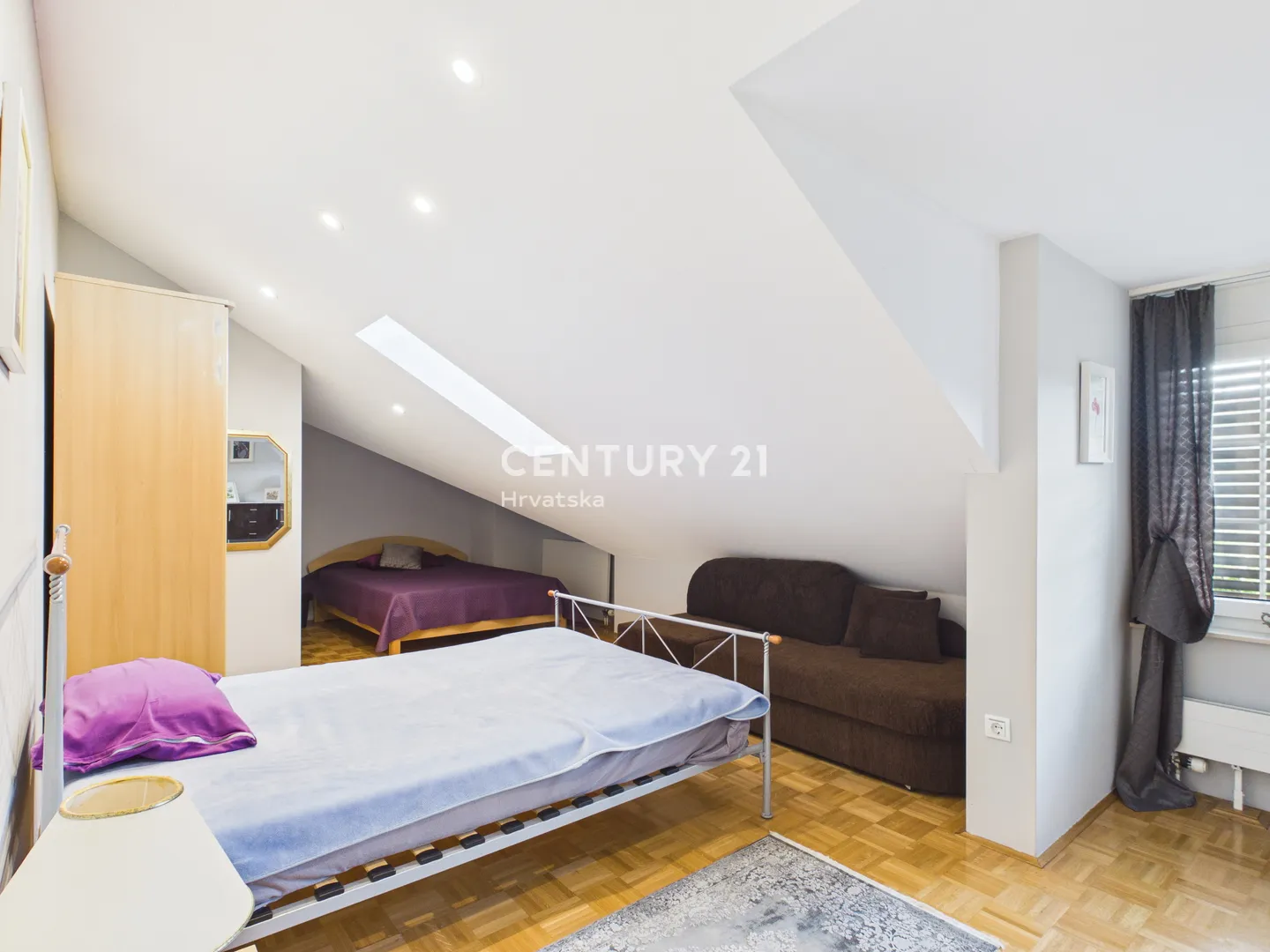 luksuzna obiteljska kuća 315 m² na prostranoj parceli od 3.276 m², novi marof, madžarevo - slika 32