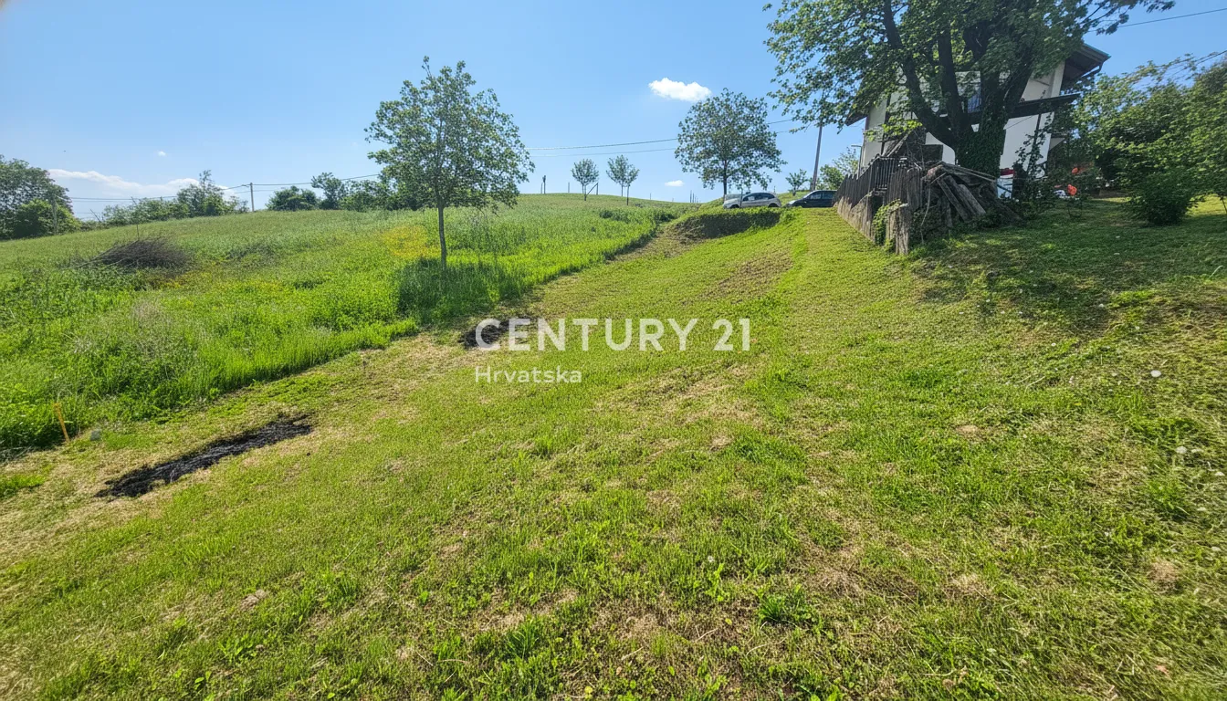 ivanec – vitešinec | poljoprivredno zemljište 3.697 m² | blizina infrastrukture | mogućnost prenamjene - slika 3