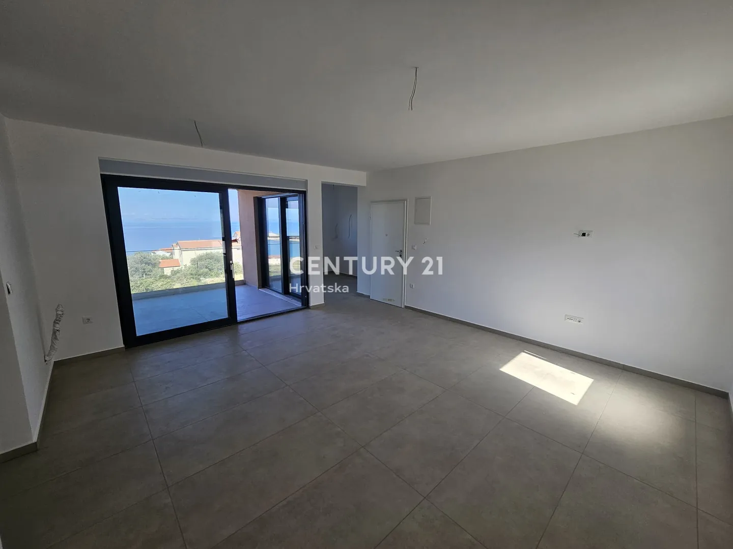 apartman na prvom katu s pogledom na more- dolac, primošten - slika 28