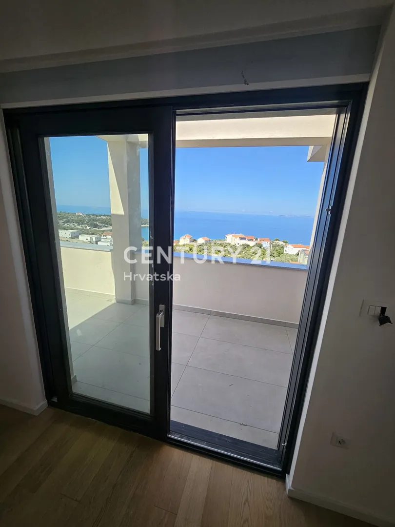 penthouse na trećem katu s pogledom na more- dolac, primošten - slika 13