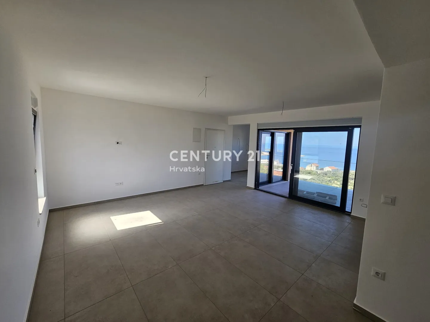 apartman na drugom katu s pogledom na more- dolac, primošten - slika 35
