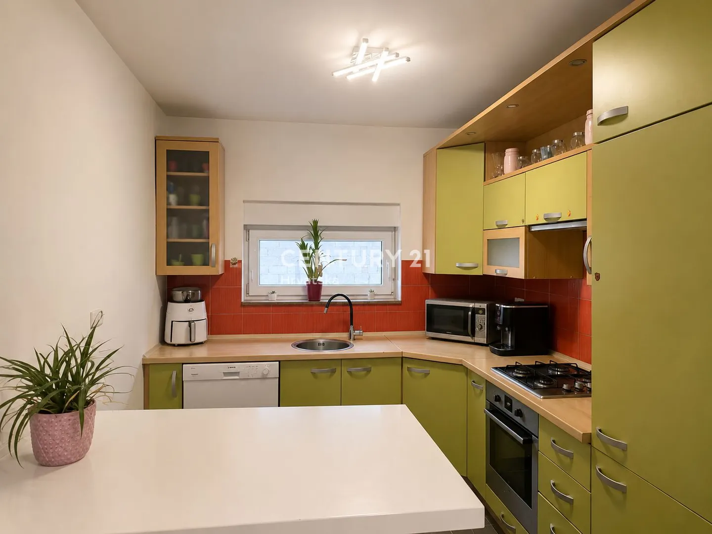 kuća 260 m2 – bartolovec, 15 min od centra varaždina - slika 2