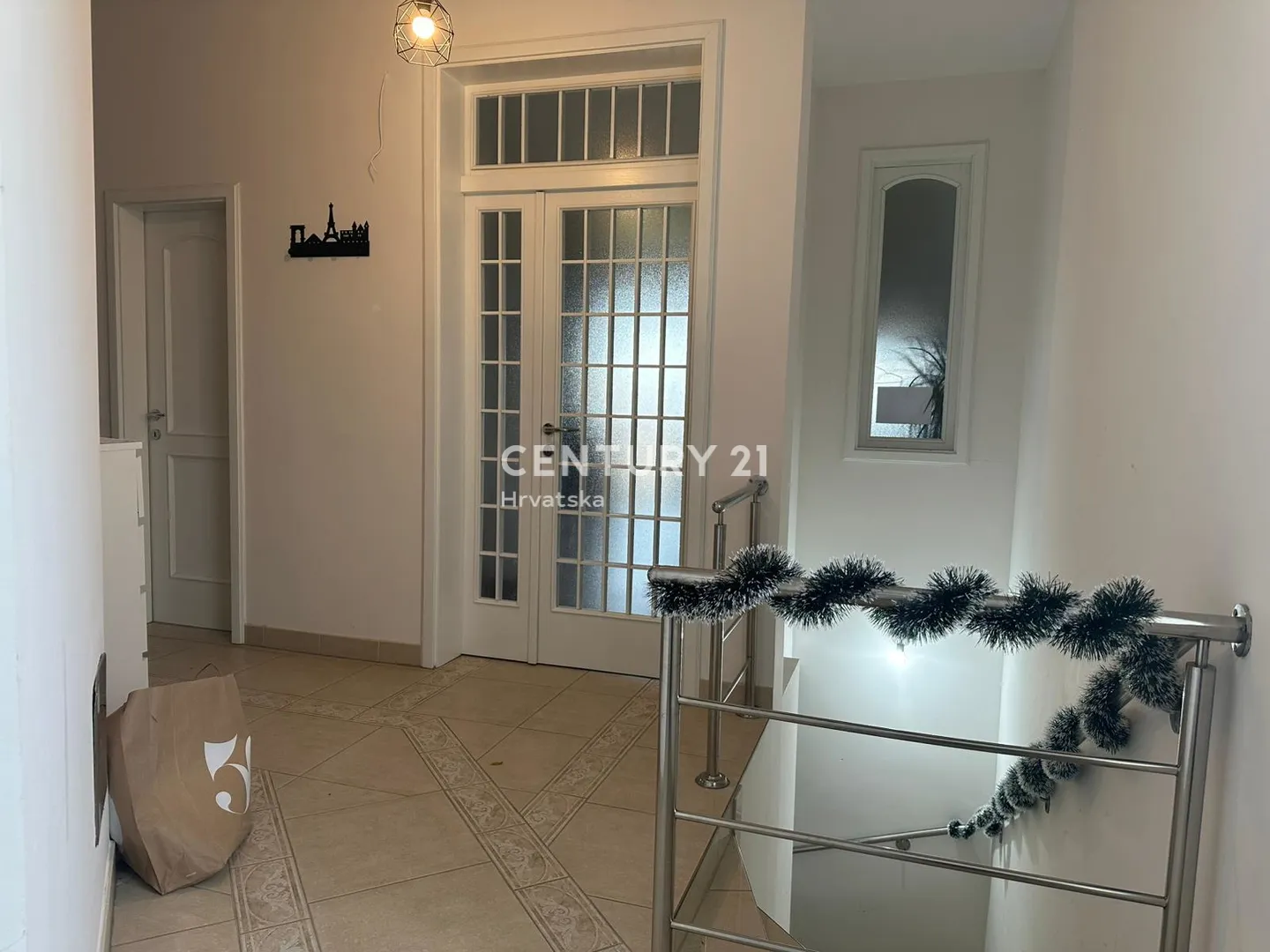 luksuzna obiteljska kuća – 560 m² na parceli od 1.135 m², topličica, novi marof - slika 8