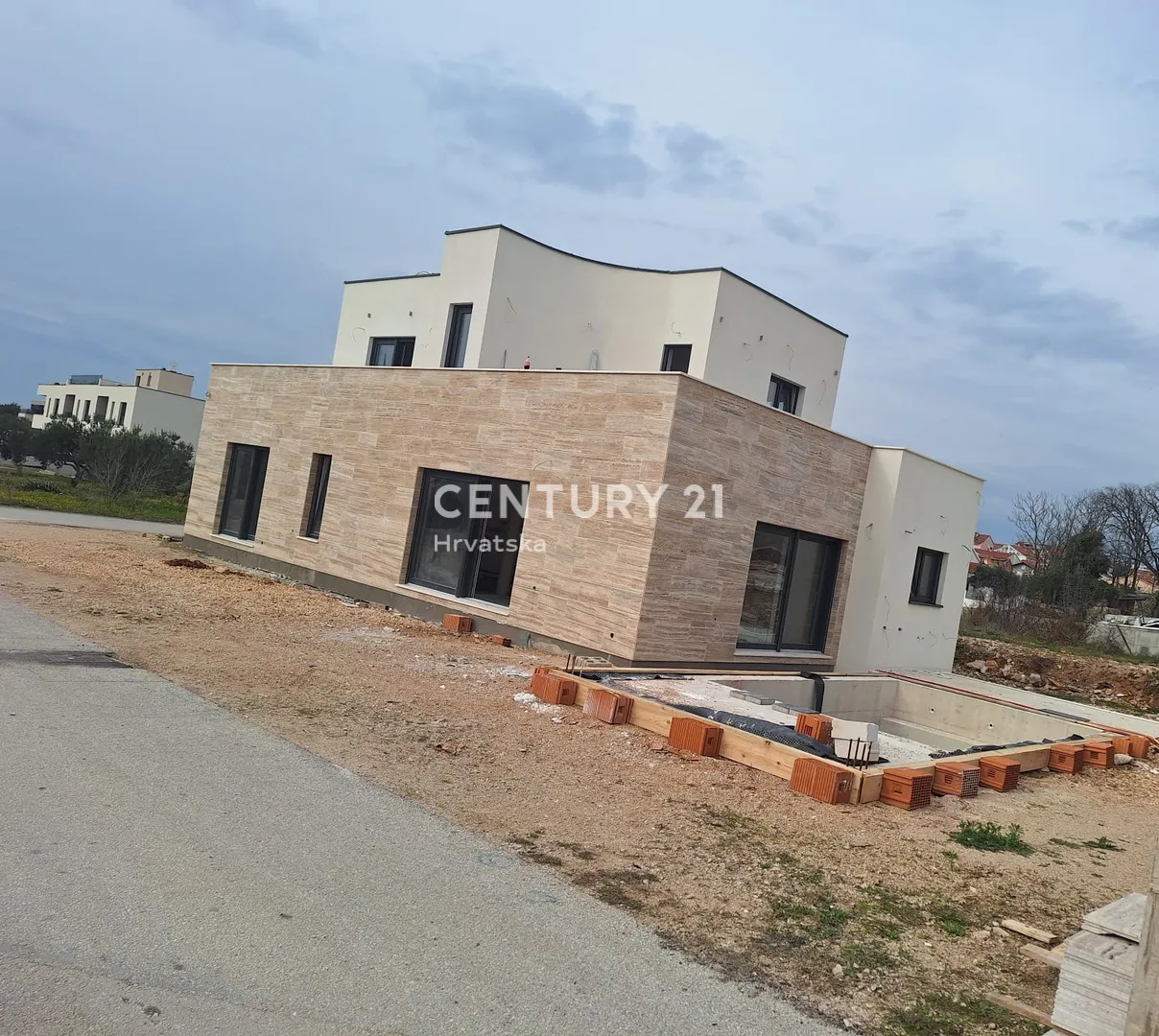 Luksuzna kuća za odmor s bazenom u mirnom dijelu Vodica - Vodice