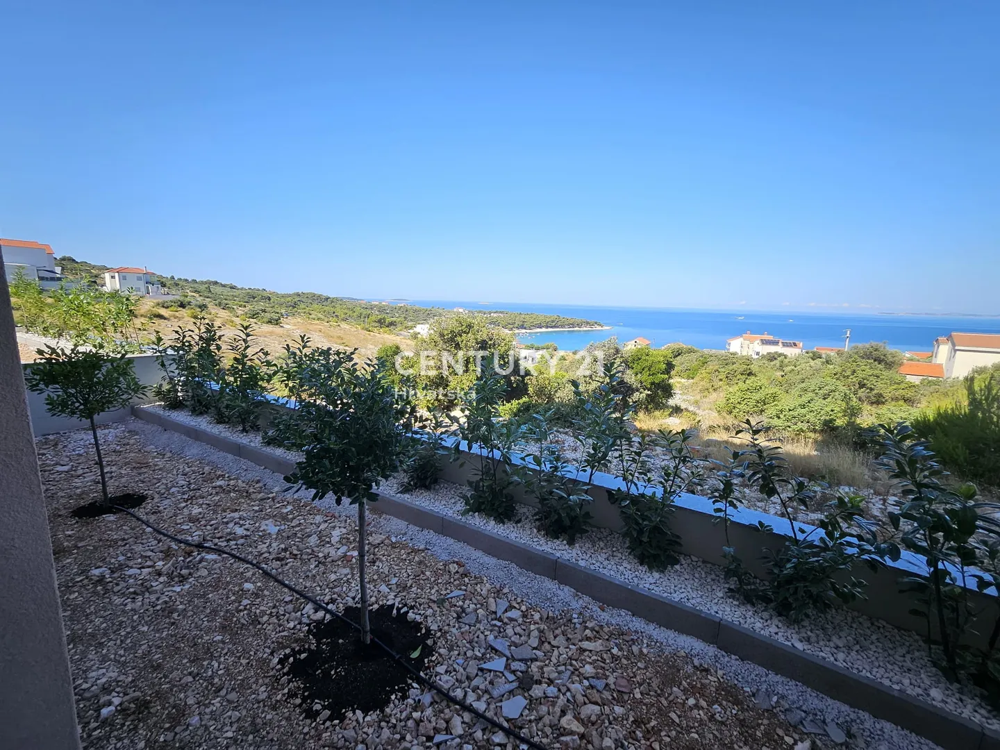 apartman u prizemlju s pogledom na more i vrtom - dolac, primošten - slika 2