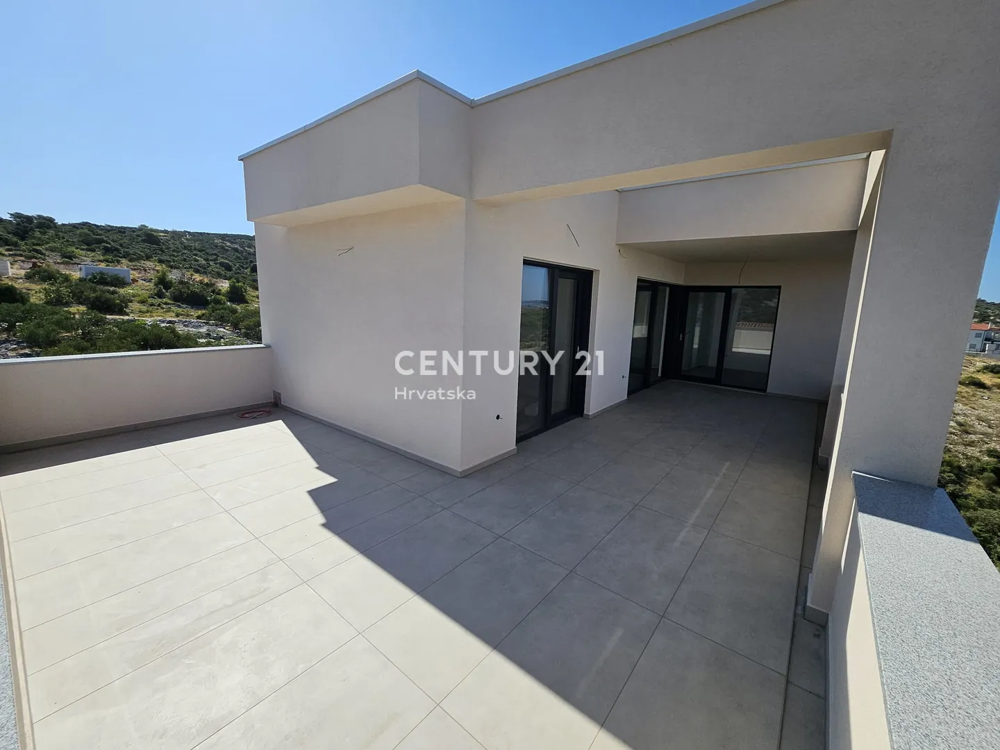 penthouse na trećem katu s pogledom na more- dolac, primošten - slika 28